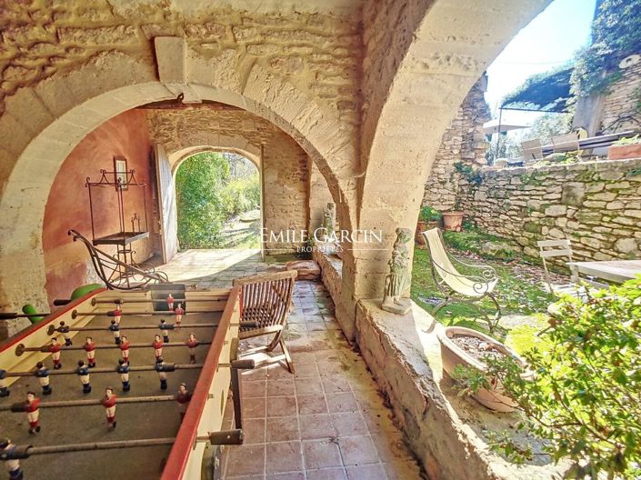 Image No.6-5 Bed House for sale