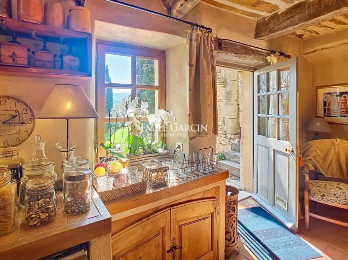 Image No.7-5 Bed House for sale