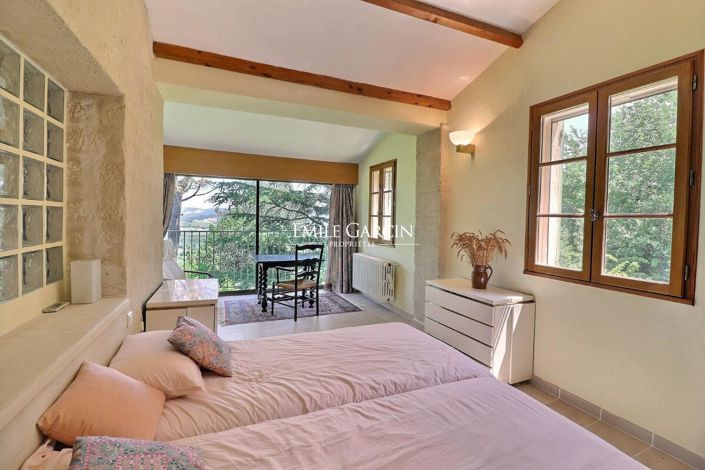 Image No.9-4 Bed House for sale