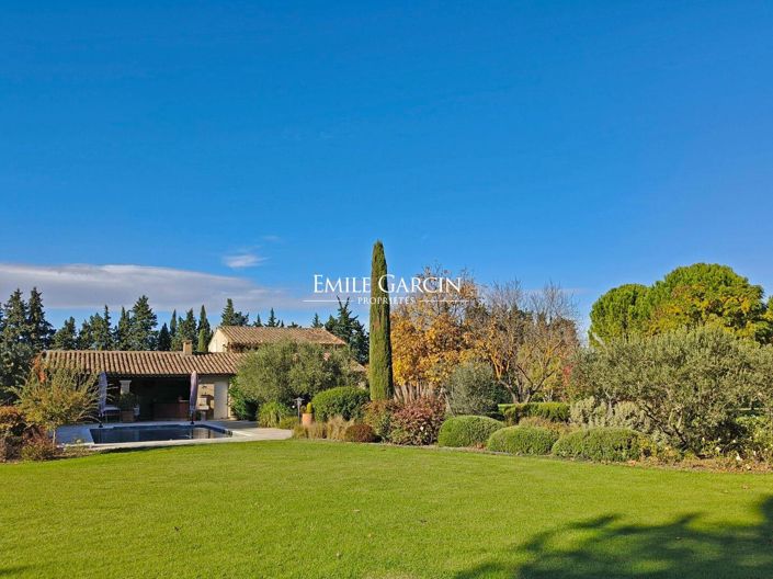 Image No.15-6 Bed House for sale