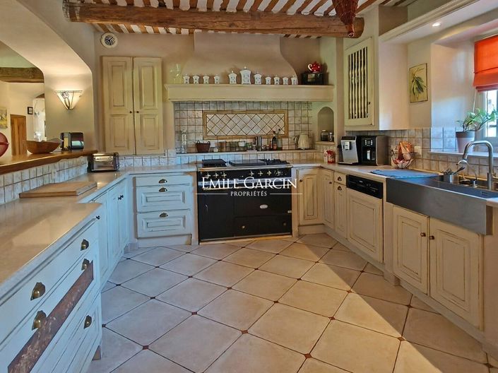 Image No.7-6 Bed House for sale