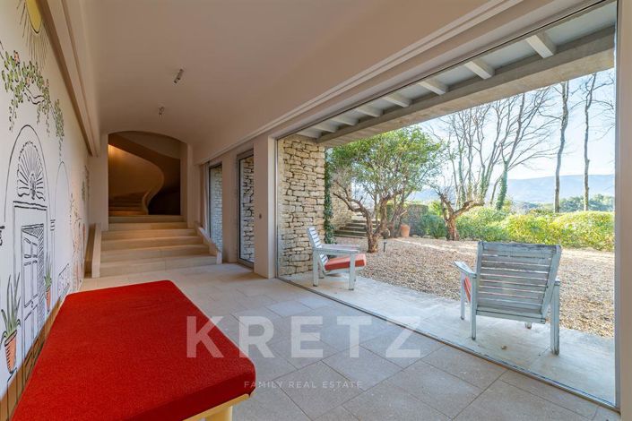 Image No.4-8 Bed House for sale