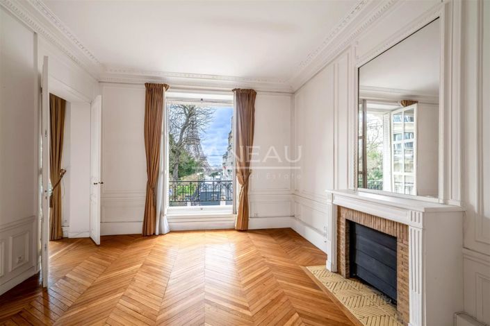 Image No.12-4 Bed Apartment for sale