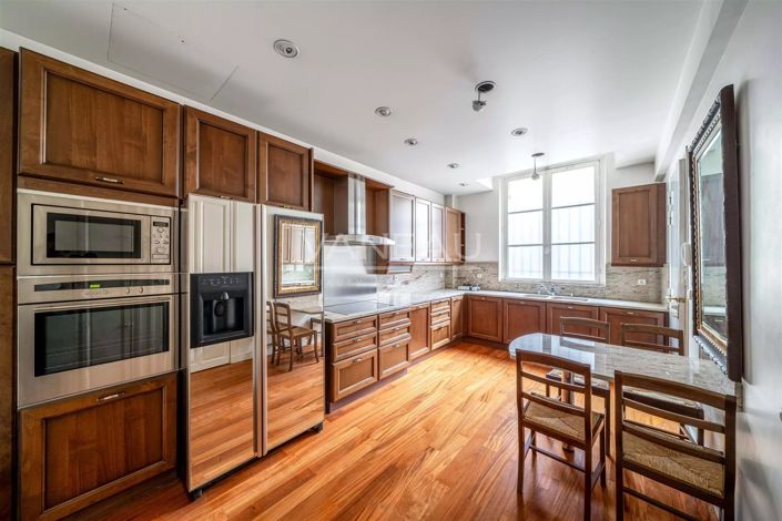 Image No.15-4 Bed Apartment for sale