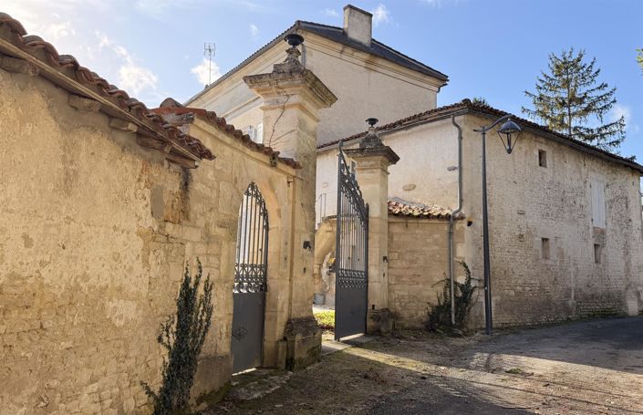 Image No.22-Maison de 7 chambres à vendre à Saint-Jean-d'Angély