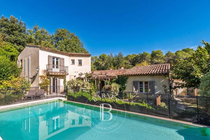 Image No.14-4 Bed House for sale