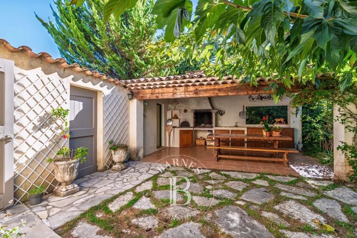 Image No.9-4 Bed House for sale