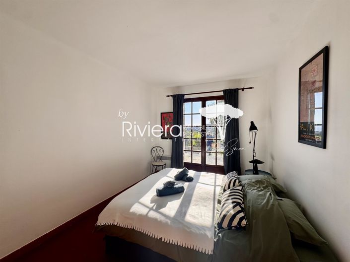 Image No.10-3 Bed House for sale