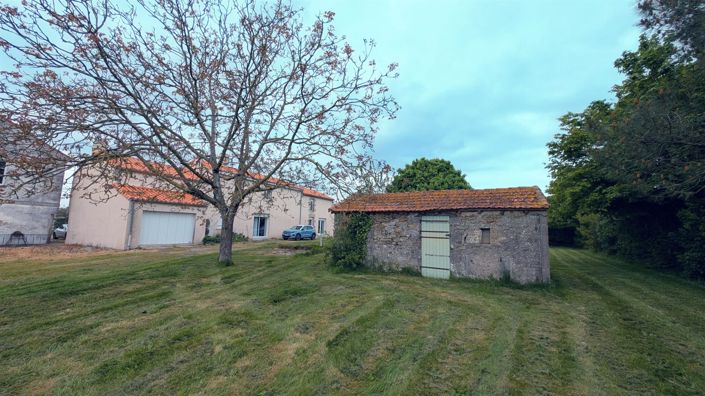 Image No.18-4 Bed House for sale