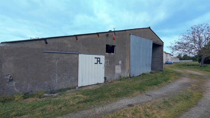 Image No.19-4 Bed House for sale