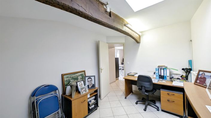 Image No.6-4 Bed House for sale