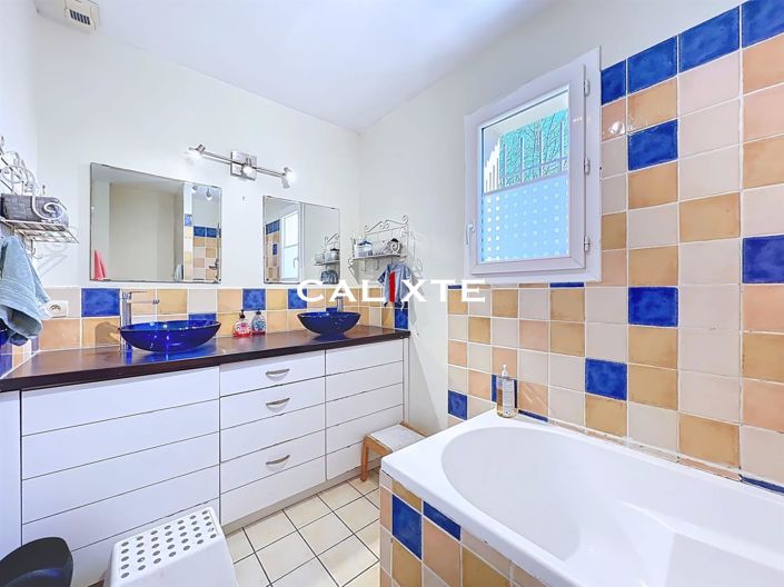 Image No.16-4 Bed House for sale