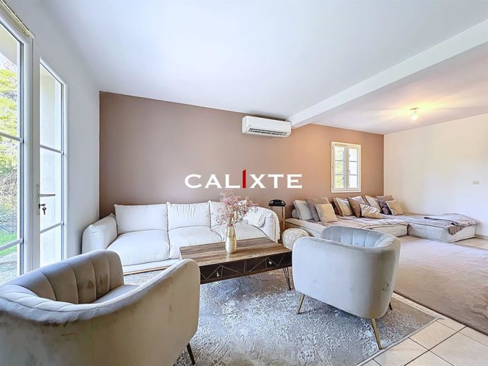 Image No.6-4 Bed House for sale