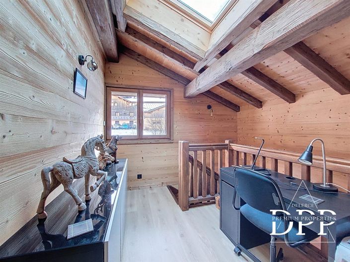 Image No.12-4 Bed House for sale