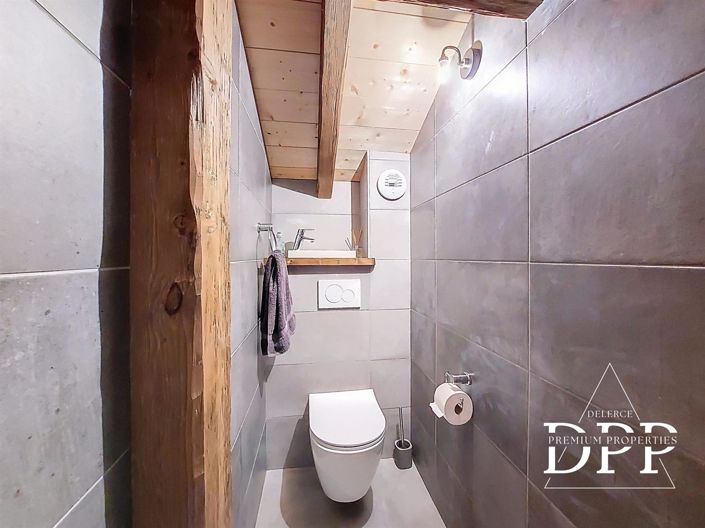 Image No.22-4 Bed House for sale