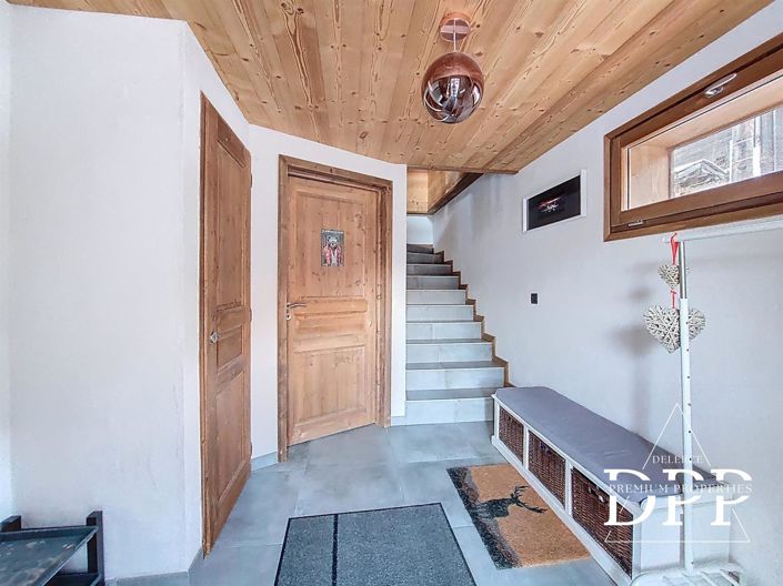 Image No.28-4 Bed House for sale