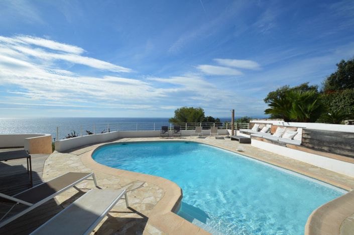 Image No.2-Maison de 4 chambres à vendre à Var