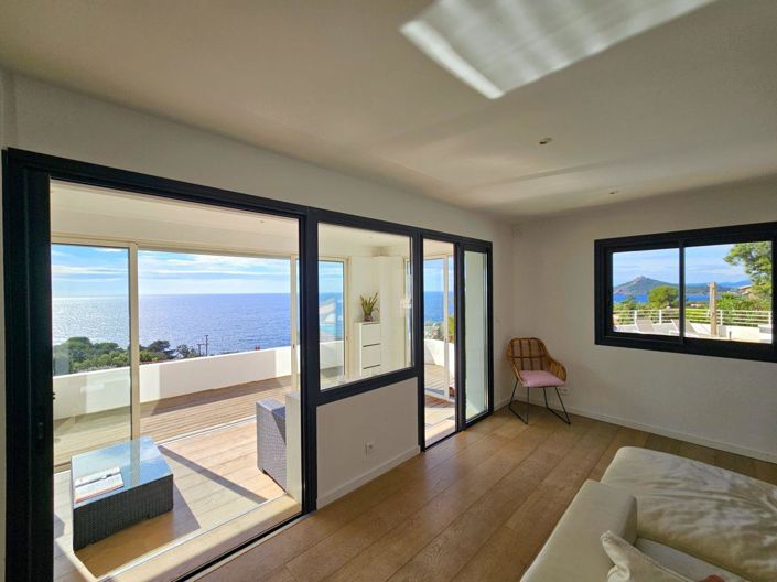 Image No.3-Maison de 4 chambres à vendre à Var