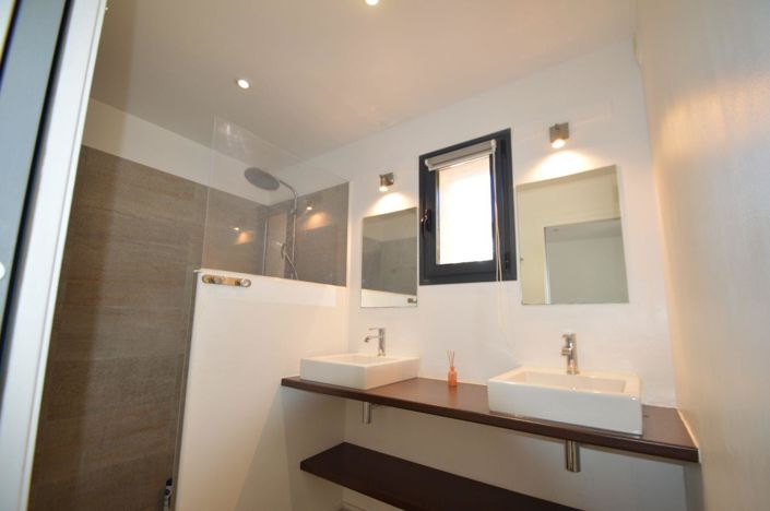 Image No.6-Maison de 4 chambres à vendre à Var