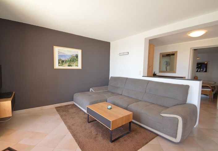 Image No.2-3 Bed Apartment for sale