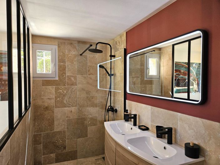 Image No.10-8 Bed House for sale