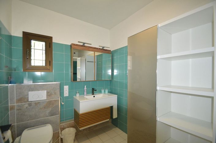 Image No.14-5 Bed Property for sale