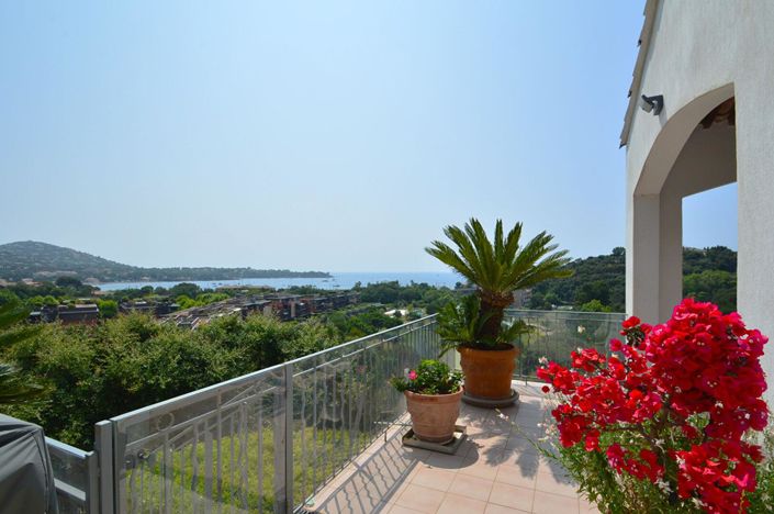 Image No.2-Maison de 5 chambres à vendre à Var