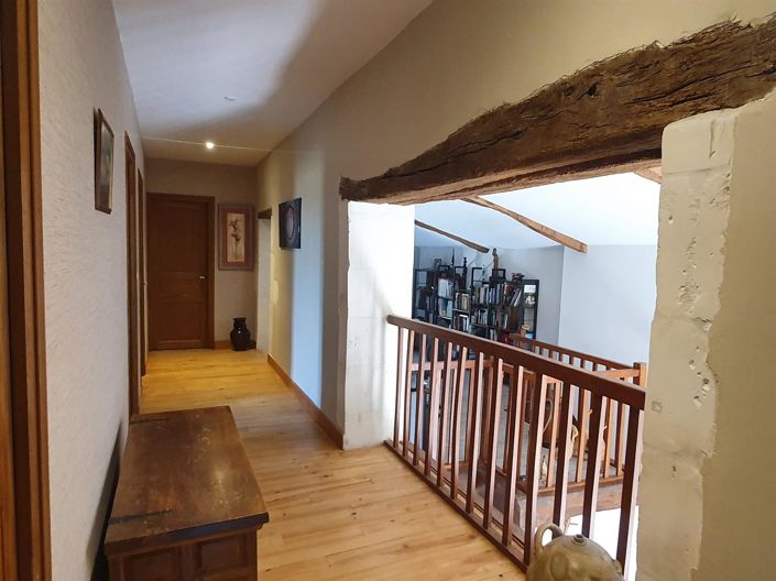 Image No.18-4 Bed House for sale