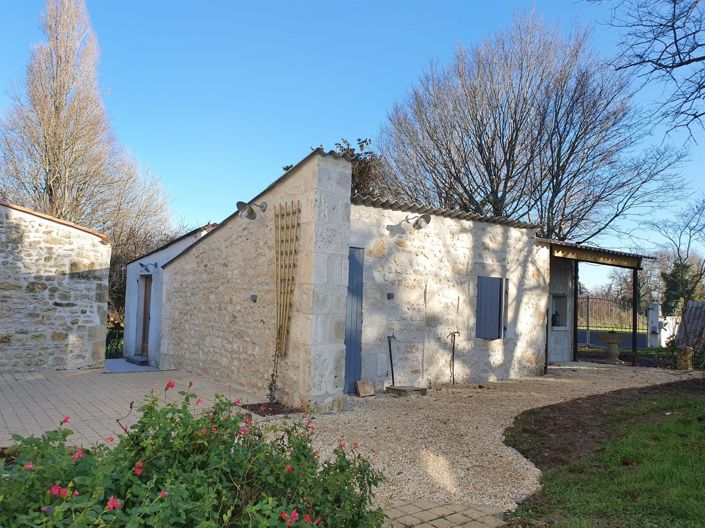 Image No.26-4 Bed House for sale