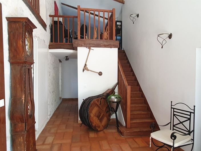 Image No.9-4 Bed House for sale