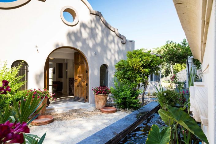 Image No.4-8 Bed House for sale