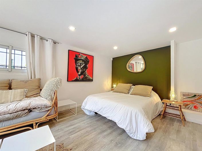 Image No.12-4 Bed House for sale