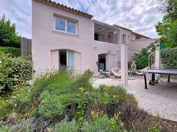 Image No.14-4 Bed House for sale