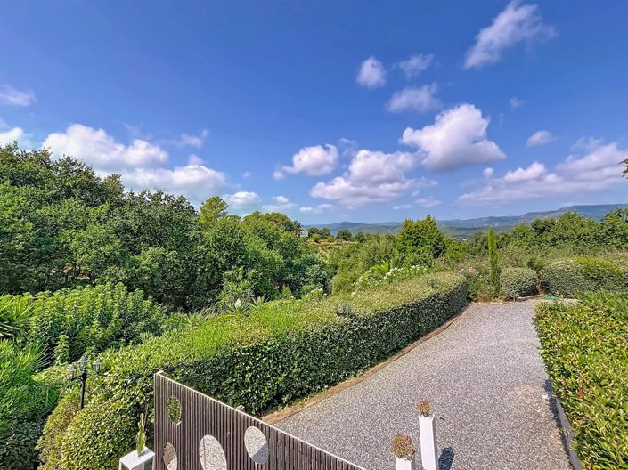 Image No.15-4 Bed House for sale