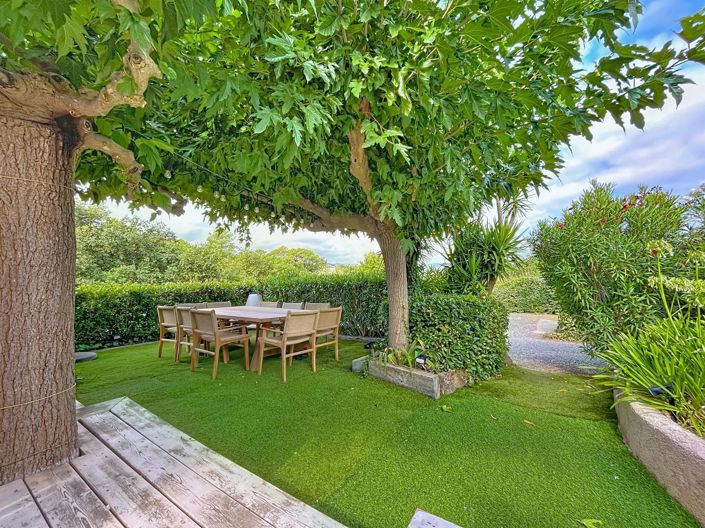 Image No.2-4 Bed House for sale