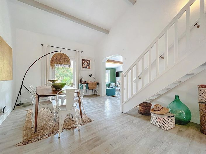 Image No.5-4 Bed House for sale