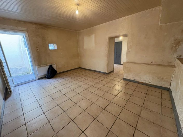 Image No.3-2 Bed House for sale