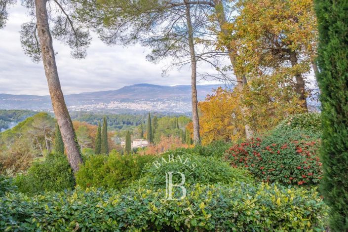 Image No.9-4 Bed House for sale