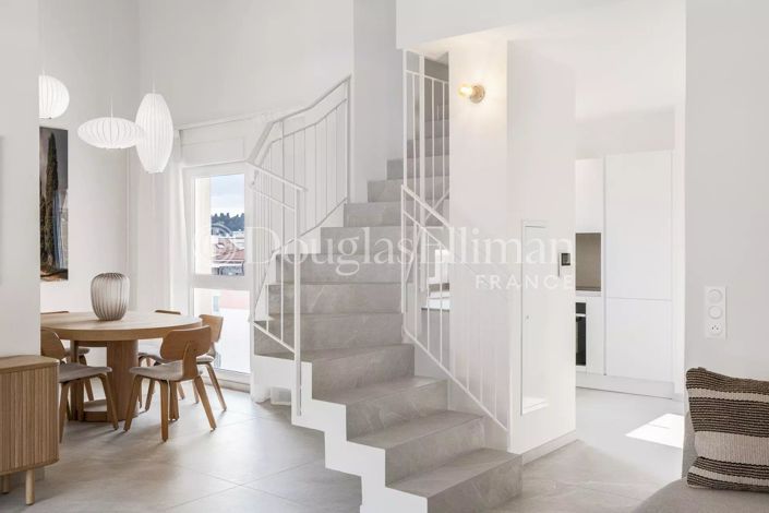 Image No.6-3 Bed Apartment for sale