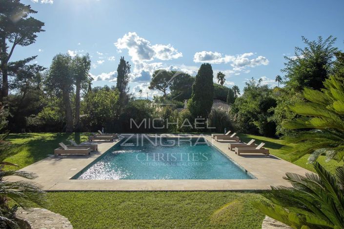 Image No.16-6 Bed House for sale