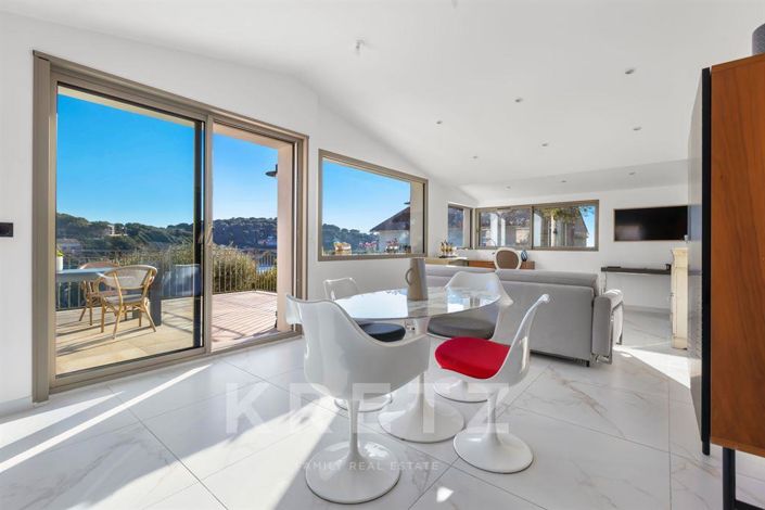 Image No.3-4 Bed House for sale