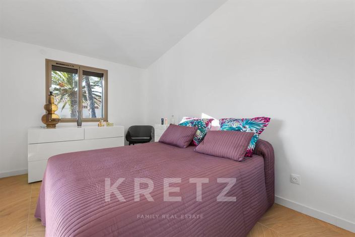 Image No.7-4 Bed House for sale