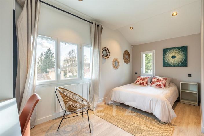 Image No.7-6 Bed House for sale