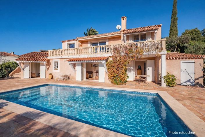 Image No.2-4 Bed House for sale