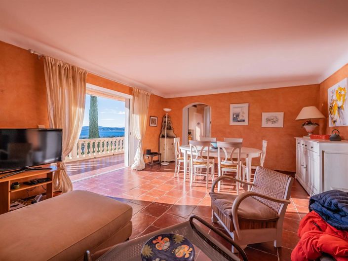 Image No.7-4 Bed House for sale