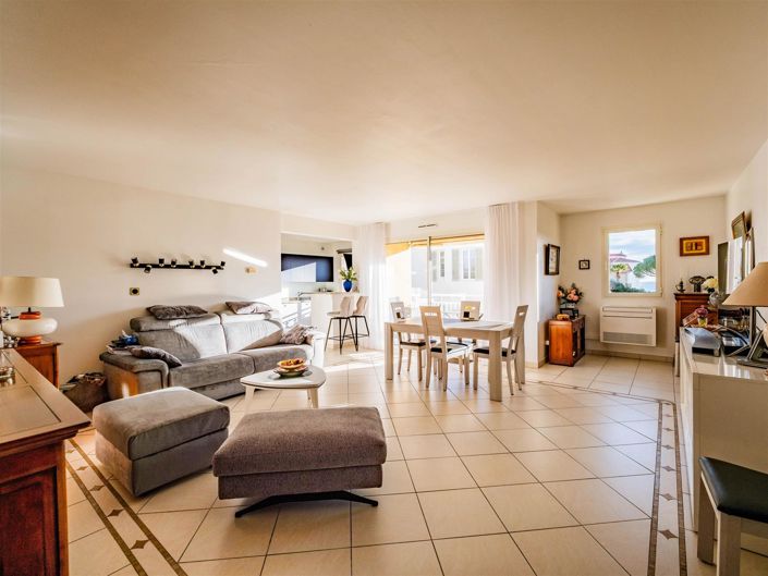 Image No.2-Appartement de 2 chambres à vendre à Sainte-Maxime