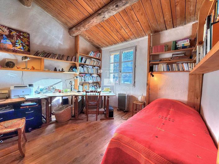 Image No.14-3 Bed House for sale