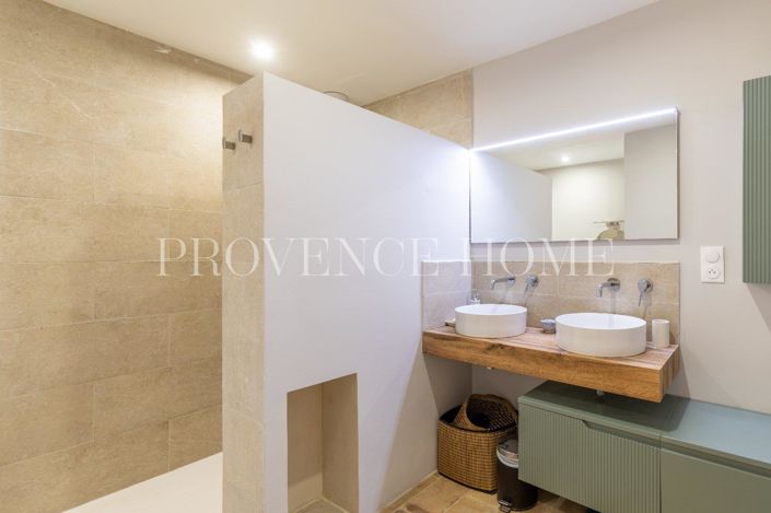 Image No.9-3 Bed House for sale