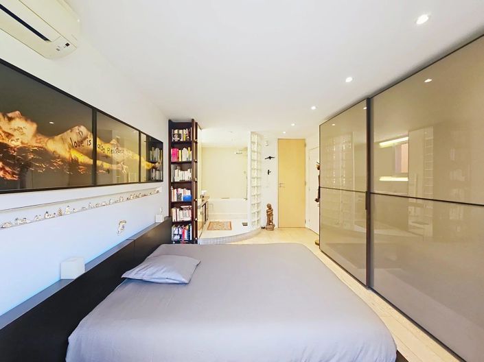 Image No.10-2 Bed Apartment for sale