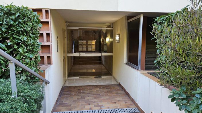 Image No.23-2 Bed Apartment for sale